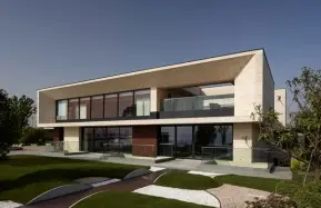 Panoramic windows